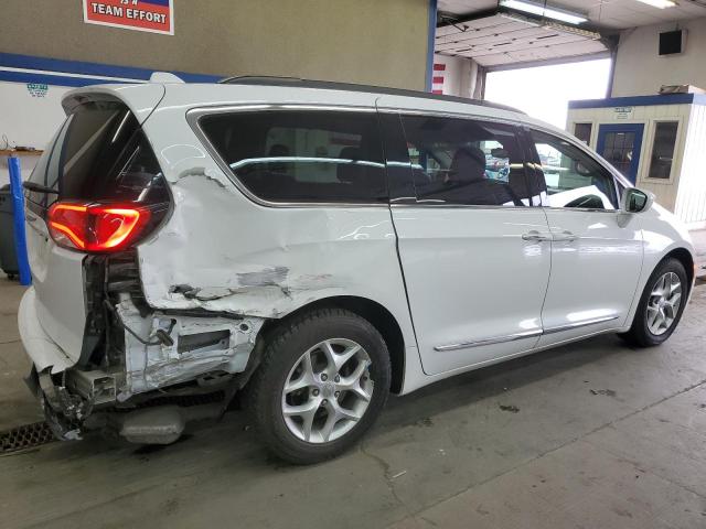 2C4RC1BG0HR668459 - 2017 CHRYSLER PACIFICA TOURING L WHITE photo 3