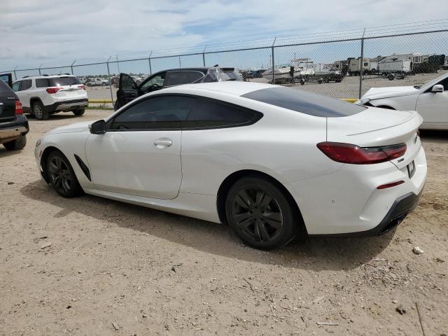 WBABC4C03MCF61722 - 2021 BMW M850XI WHITE photo 2