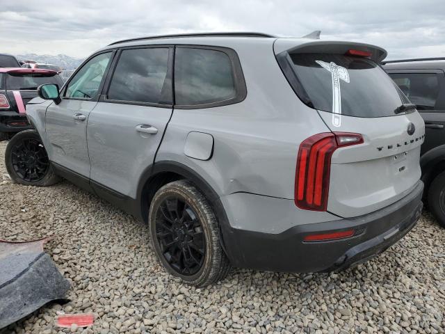 5XYP3DHC3MG181011 - 2021 KIA TELLURIDE EX SILVER photo 2