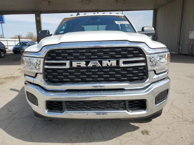 3C6UR5DJ0NG373234 - 2022 RAM 2500 BIG HORN/LONE STAR WHITE photo 5