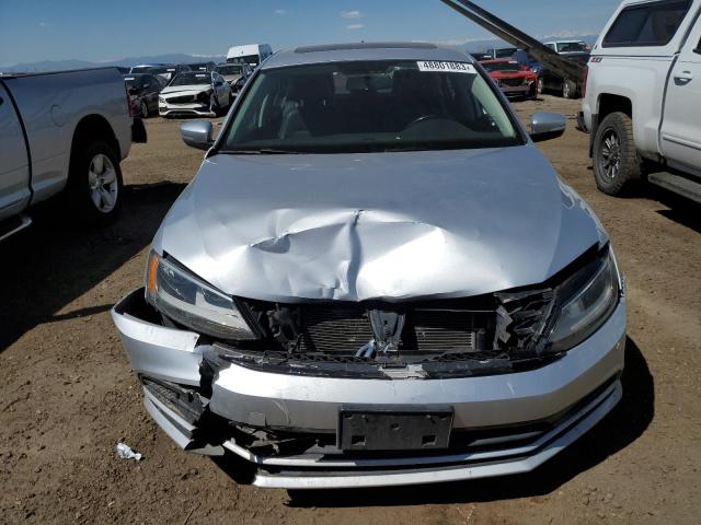 3VWLA7AJ1FM281321 - 2015 VOLKSWAGEN JETTA TDI SILVER photo 5