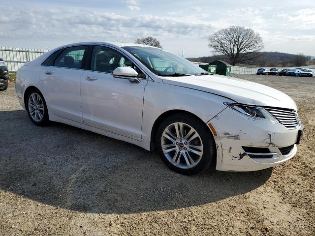 3LN6L2JK1DR800479 - 2013 LINCOLN MKZ WHITE photo 4