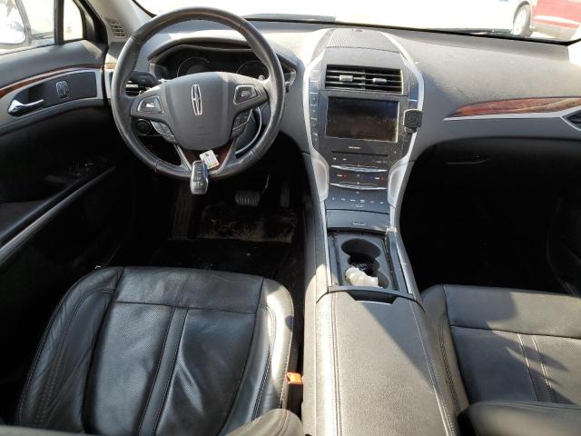 3LN6L2JK1DR800479 - 2013 LINCOLN MKZ WHITE photo 8