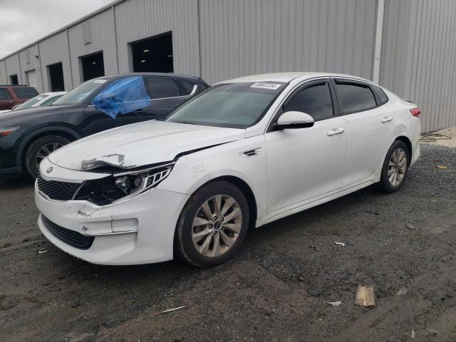 5XXGT4L32GG016583 - 2016 KIA OPTIMA LX WHITE photo 1