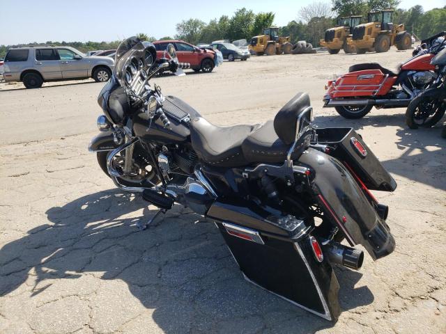 1HD1FCW176Y653888 - 2006 HARLEY-DAVIDSON FLHTCUI 黑色 照片 3