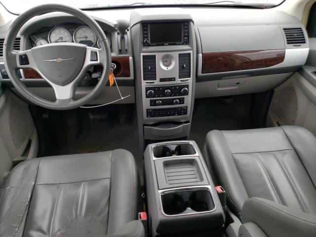 2A4RR5D18AR148041 - 2010 CHRYSLER TOWN & COU TOURING SILVER photo 8