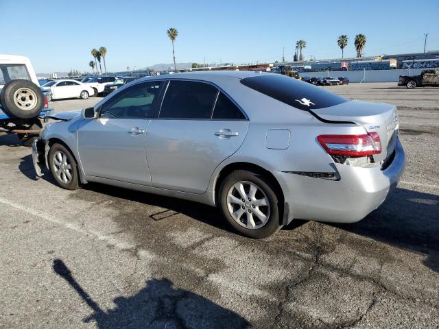 4T1BF3EK7BU228796 - 2011 TOYOTA CAMRY BASE SILVER photo 2