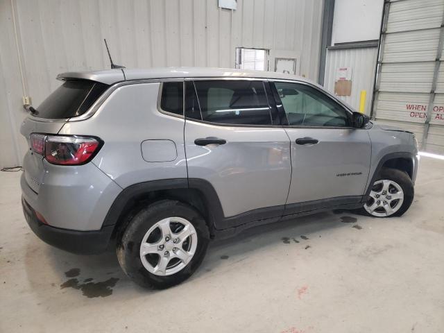 3C4NJDAB7NT214049 - 2022 JEEP COMPASS SPORT SILVER photo 3