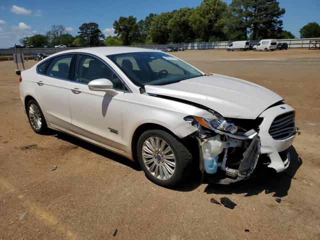 3FA6P0PU3FR310561 - 2015 FORD FUSION SE PHEV WHITE photo 4