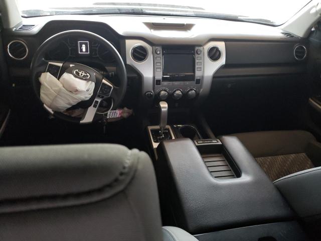 5TFUW5F11JX715519 - 2018 TOYOTA TUNDRA DOUBLE CAB SR/SR5 CHARCOAL photo 8