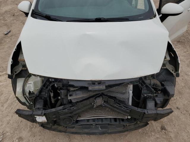 KNADM4A36F6501080 - 2015 KIA RIO LX WHITE photo 11