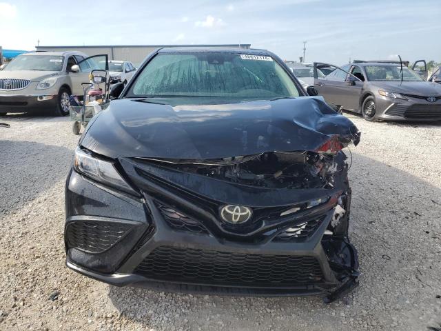 4T1G11AK1PU766576 - 2023 TOYOTA CAMRY SE NIGHT SHADE BLACK photo 5