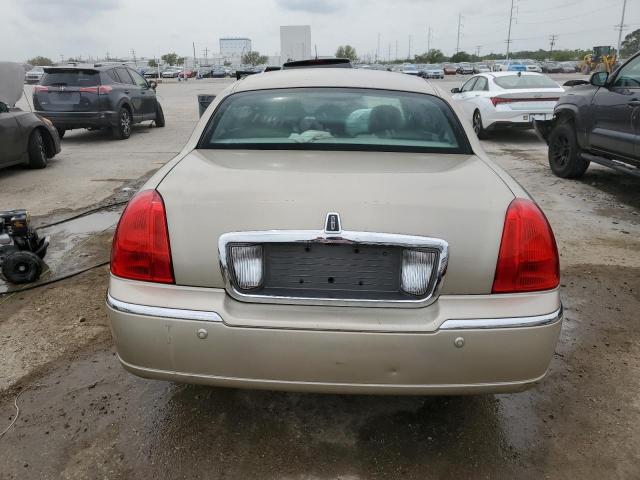 1LNHM83W54Y684682 - 2004 LINCOLN TOWN CAR ULTIMATE BEIGE photo 6