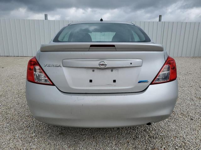 3N1CN7AP1DL834468 - 2013 NISSAN VERSA S SILVER photo 6