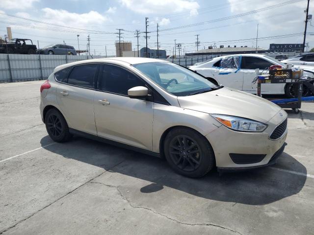 1FADP3K26JL294989 - 2018 FORD FOCUS SE TAN photo 4