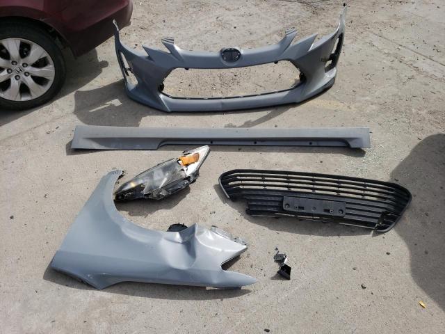 JTKJF5C76E3081397 - 2014 TOYOTA SCION TC ნაცრისფერი ფოტო 12