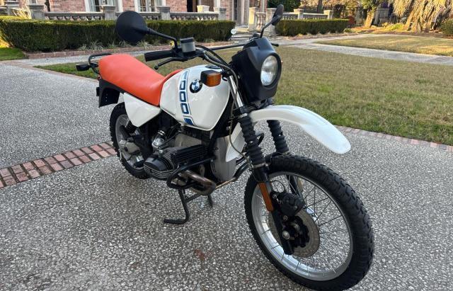 WB1047806J6152393 - 1988 BMW R100 GS WHITE photo 1