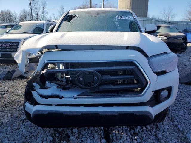 3TMAZ5CN3PM217385 - 2023 TOYOTA TACOMA DOUBLE CAB WHITE photo 5