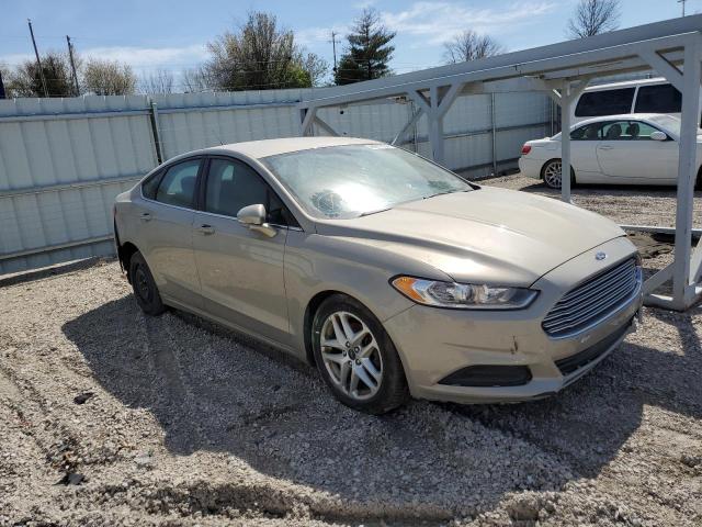 3FA6P0H73FR301917 - 2015 FORD FUSION SE GOLD photo 4