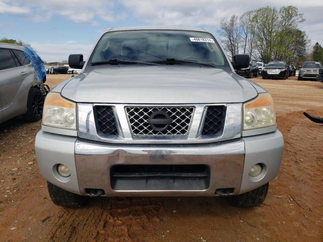 1N6AA0CC3AN302181 - 2010 NISSAN TITAN XE SILVER photo 5