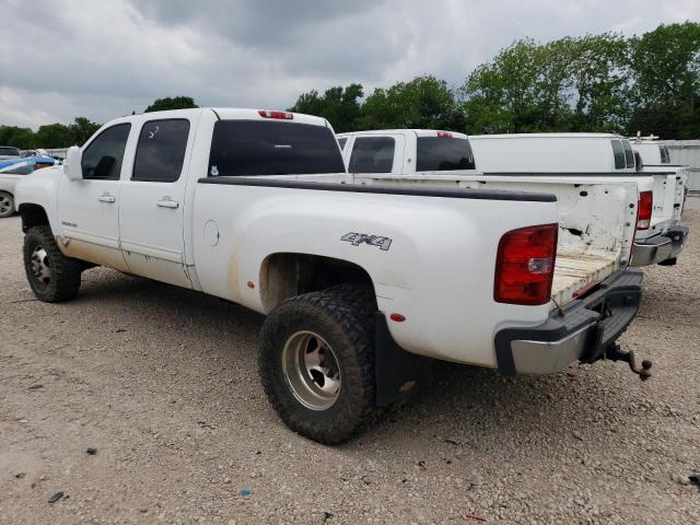 1GC4K0C84BF265128 - 2011 CHEVROLET SILVERADO K3500 LT WHITE photo 2