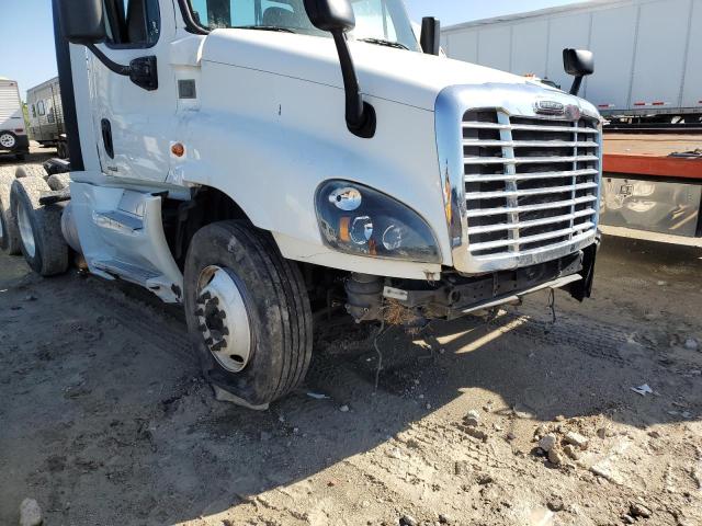 1FUJGEDV5KLKC9704 - 2019 FREIGHTLINER CASCADIA 1 WHITE photo 9