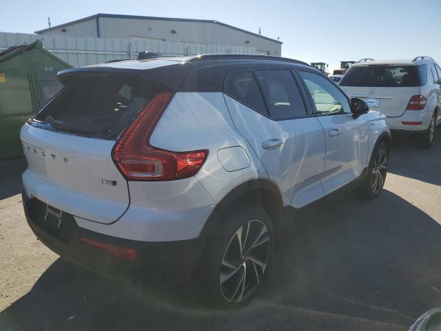 YV4162UM8M2422214 - 2021 VOLVO XC40 T5 R-DESIGN WHITE photo 3