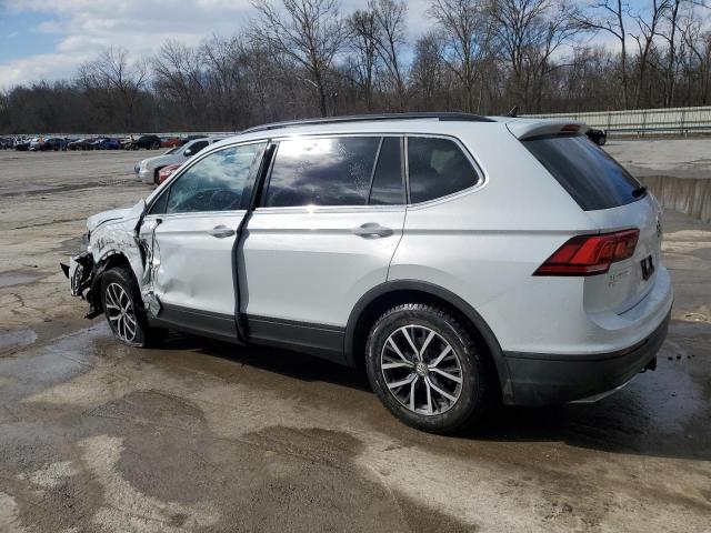 3VV2B7AX3KM070570 - 2019 VOLKSWAGEN TIGUAN SE GRAY photo 2