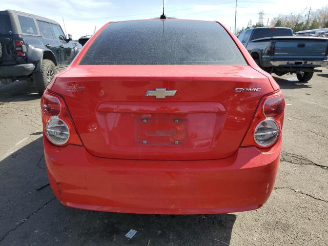 1G1JA5SH2F4200261 - 2015 CHEVROLET SONIC LS RED photo 6