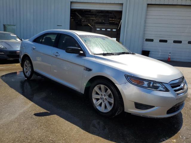 1FAHP2DW0AG117634 - 2010 FORD TAURUS SE GRAY photo 4