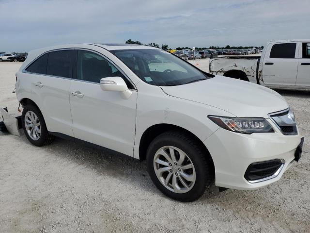 5J8TB4H5XJL005755 - 2018 ACURA RDX TECHNOLOGY WHITE photo 4