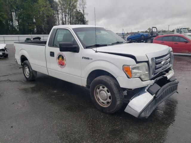 1FTMF1CW4AKC26229 - 2010 FORD F150 WHITE photo 4