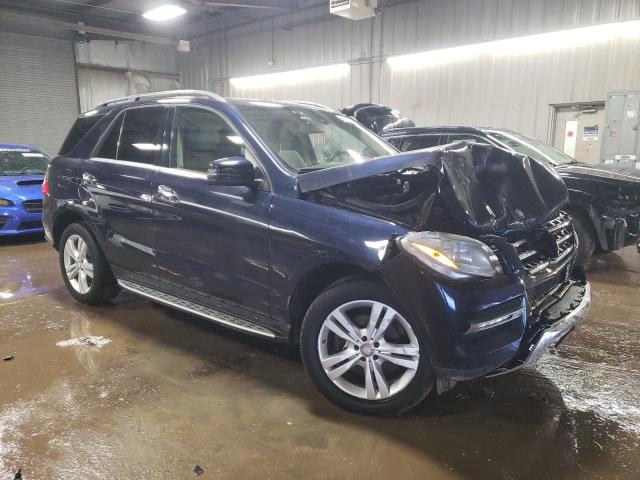 4JGDA5HB3FA613259 - 2015 MERCEDES-BENZ ML 350 4MATIC BLUE photo 4