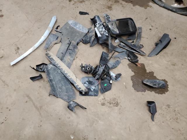 3C6UR5ML5FG537404 - 2015 RAM 2500 SLT WHITE photo 12