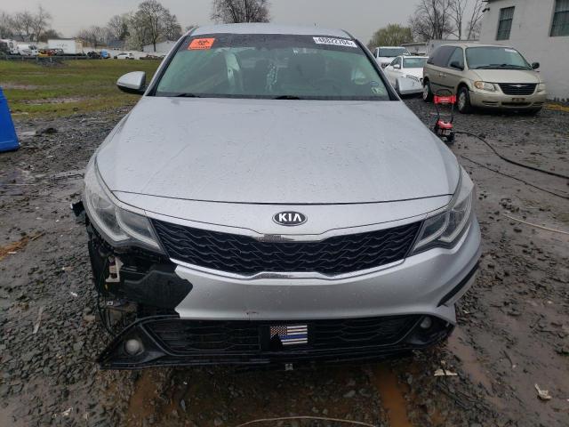 5XXGU4L13KG286359 - 2019 KIA OPTIMA EX SILVER photo 5