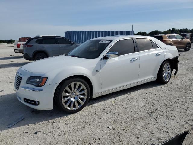 2C3CCAAG6DH740261 - 2013 CHRYSLER 300 WHITE photo 1