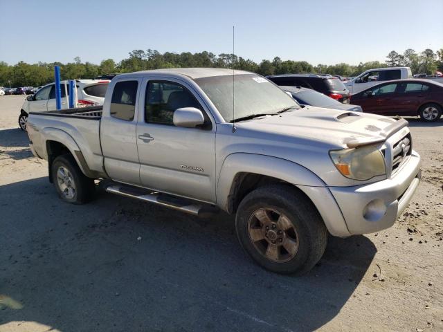 5TETU62NX8Z585114 - 2008 TOYOTA TACOMA PRERUNNER ACCESS CAB SILVER photo 4