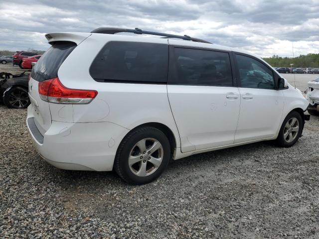 5TDKK3DC1BS090106 - 2011 TOYOTA SIENNA LE WHITE photo 3