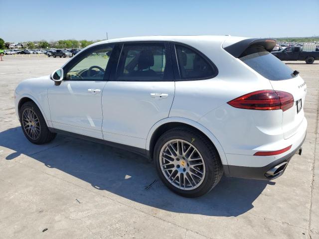 WP1AA2A22HKA82633 - 2017 PORSCHE CAYENNE WHITE photo 2