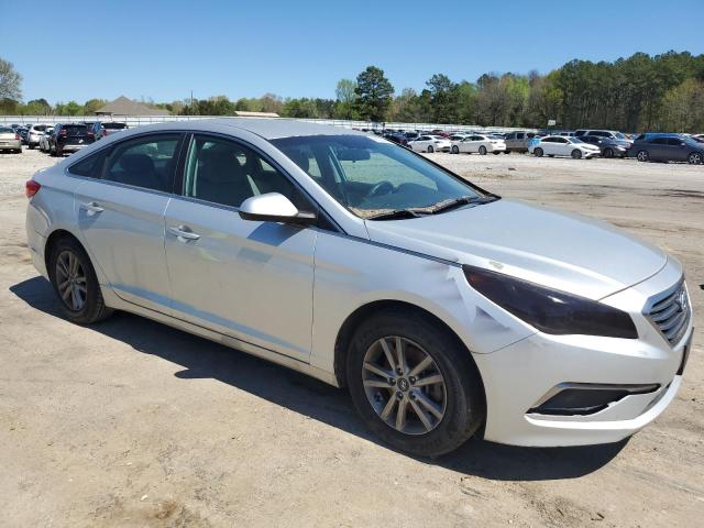 5NPE24AF8HH571244 - 2017 HYUNDAI SONATA SE SILVER photo 4