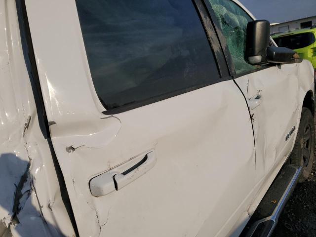 3C6UR5DL8NG123869 - 2022 RAM 2500 BIG HORN/LONE STAR WHITE photo 10