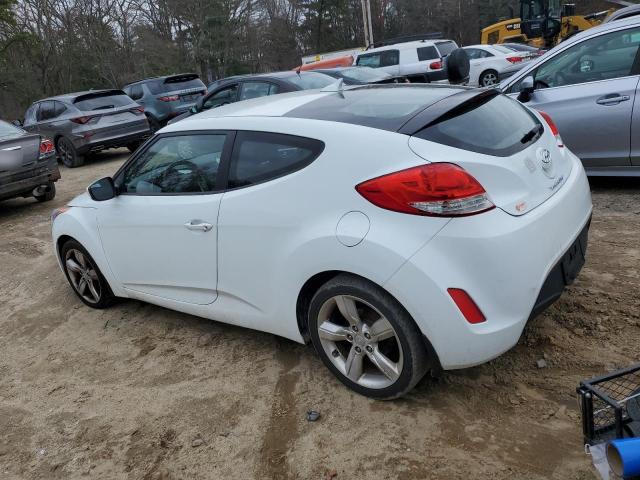 KMHTC6AD9DU114243 - 2013 HYUNDAI VELOSTER WHITE photo 2