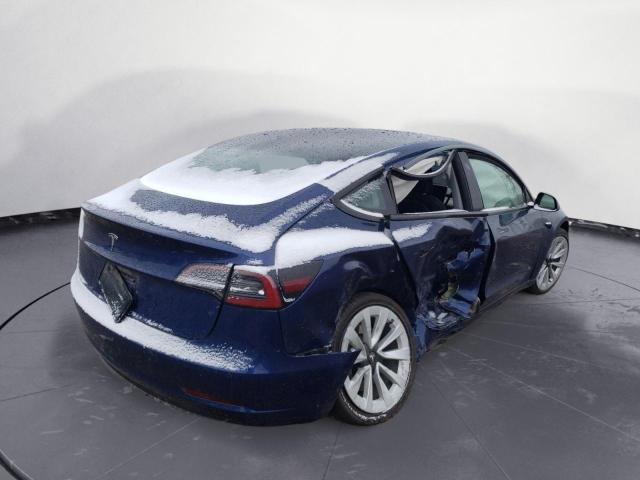 5YJ3E1EA7NF190880 - 2022 TESLA MODEL 3 BLUE photo 3