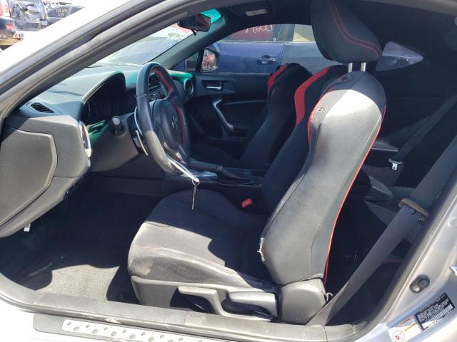 JF1ZNAA12F8710863 - 2015 TOYOTA SCION FR-S 银色 照片 7