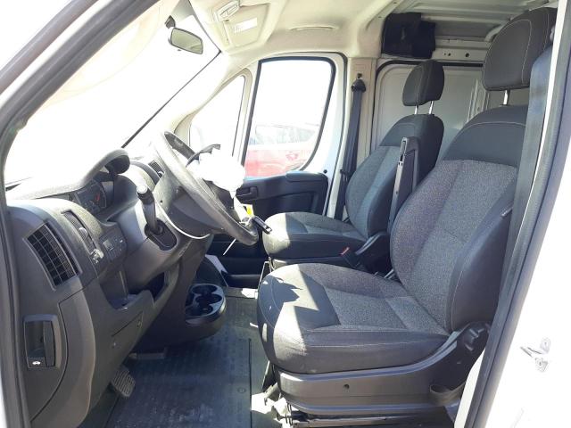 3C6TRVAG0JE111658 - 2018 RAM PROMASTER 1500 STANDARD WHITE photo 7