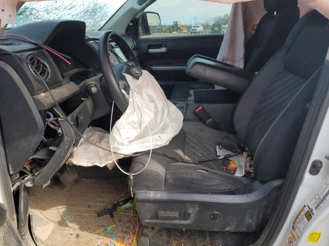 5TFUW5F18KX868190 - 2019 TOYOTA TUNDRA DOUBLE CAB SR/SR5 WHITE photo 7