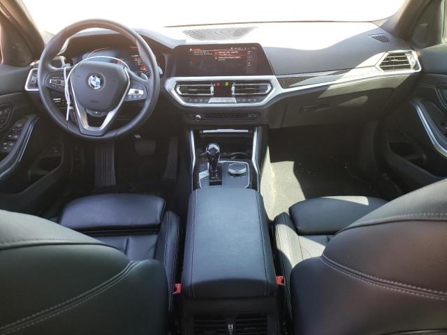 3MW5R7J07L8B34837 - 2020 BMW 330XI Schwarz Foto 8