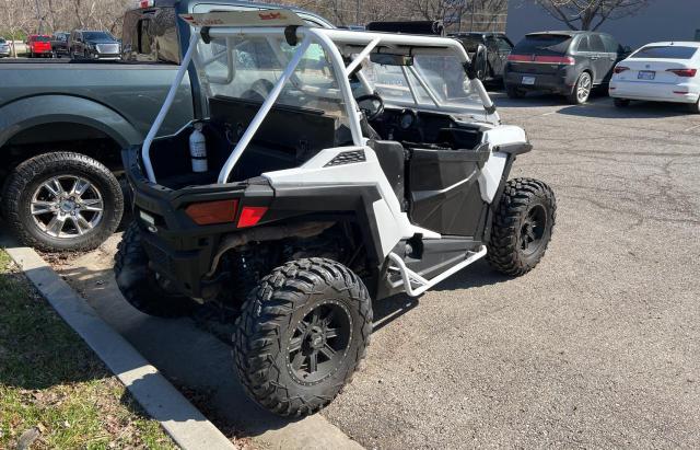 3NSVAA87XGH102236 - 2016 POLARIS RZR 900 WHITE photo 4