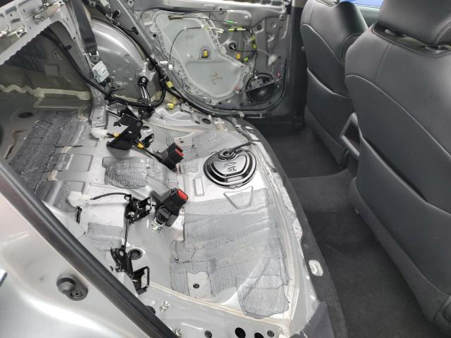 4T1G11AK6MU569687 - 2021 TOYOTA CAMRY SE SILVER photo 10