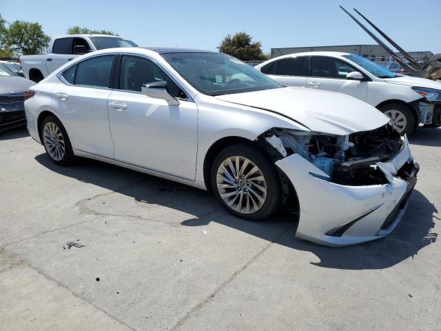 58ABZ1B11KU038055 - 2019 LEXUS ES 350 WHITE photo 4